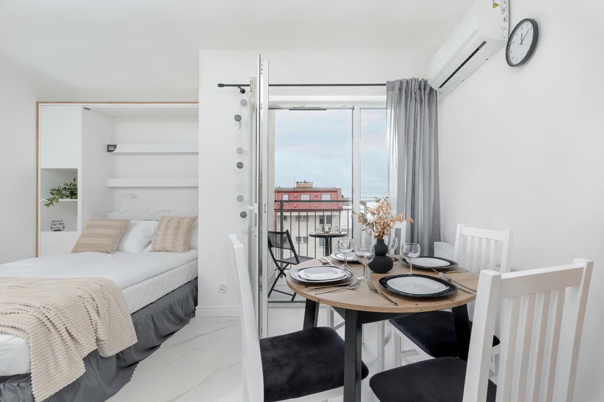 Plac Slowianski Apartments With Balcony Swinoujscie Center By Noclegi Renters Экстерьер фото