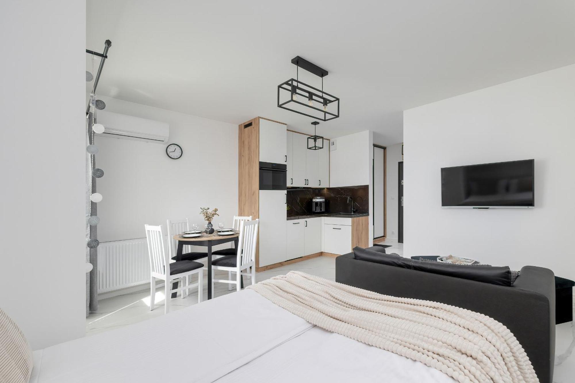 Plac Slowianski Apartments With Balcony Swinoujscie Center By Noclegi Renters Экстерьер фото